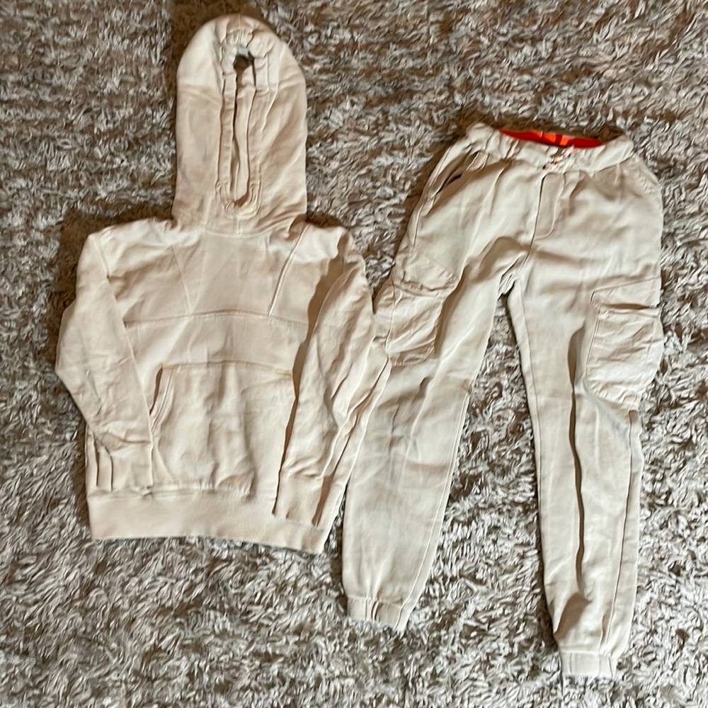 Zara kids cream boys sweatsuit size 8